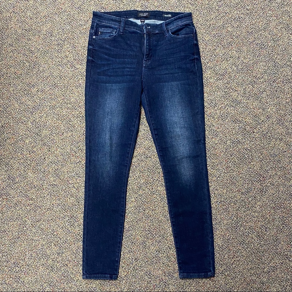 Judy Blue skinny fit 13/31